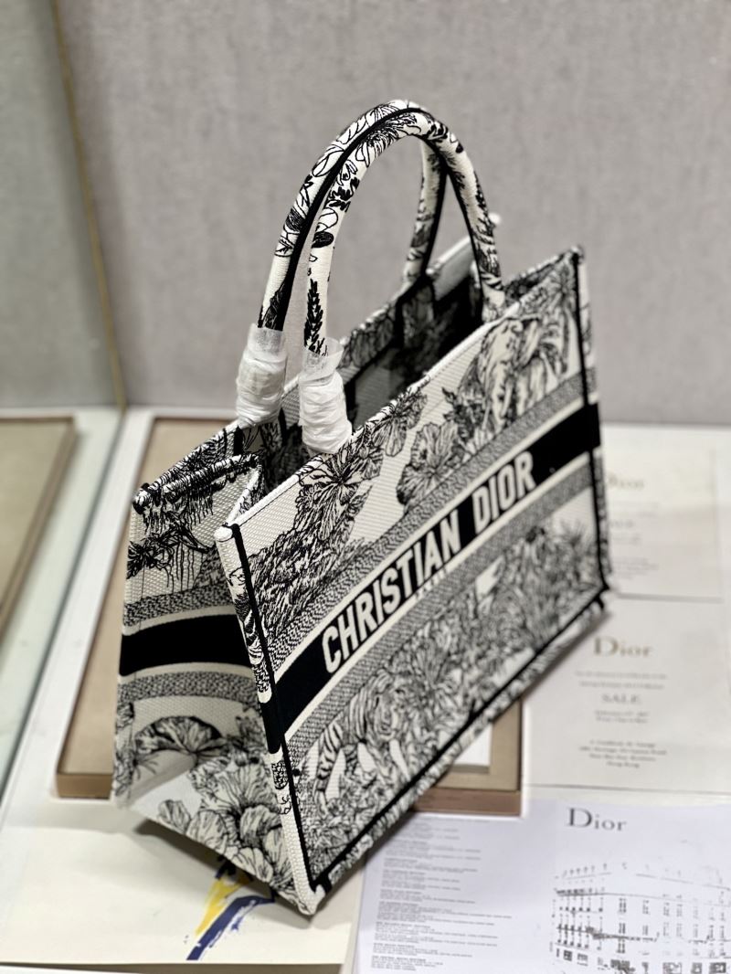 Dior Shopping Bags